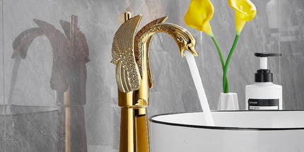 Swan-Shaped Single-Handle Single-Hole Vessel Faucet – Deck-Mounted Bathroom Sink Faucet, Tall Model, Elegant Vanity Faucet - Gold - Size 33cm Tyack eCommerce Solutions