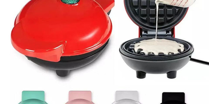 420W Mini Portable Electric Waffle Maker,  ideal for home breakfast, pancake & dessert baking（Red）