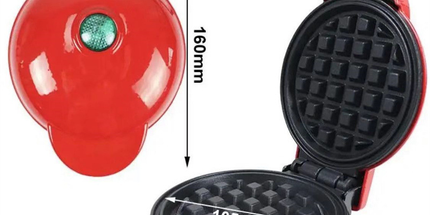 420W Mini Portable Electric Waffle Maker,  ideal for home breakfast, pancake & dessert baking（Red）