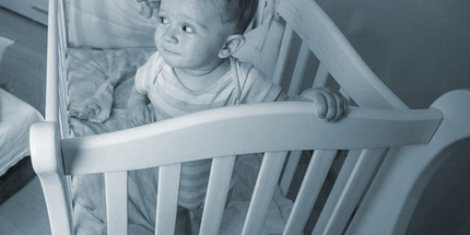 SM650 5-Inch No-WiFi Baby Monitor with Camera, 300 m Range, Two-Way Audio, VOX, Night Vision, Temperature and Feeding Alerts