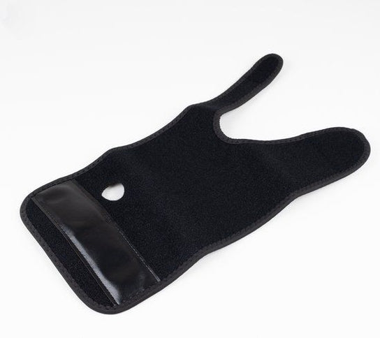 Right-Hand Wrist Brace with Built-In Splint, Adjustable Black Carpal Tunnel Support