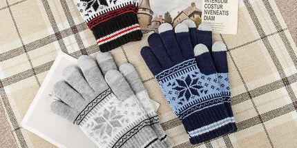 3 Pairs Touch Screen Gloves with Snow Flower Pattern, Warm Knit Winter Gloves Christmas Gifts Stocking Stuffers for Women Gray Blue White