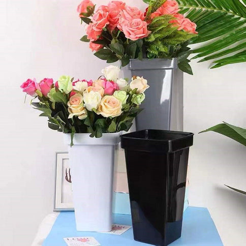 Black Plastic Flower Vase