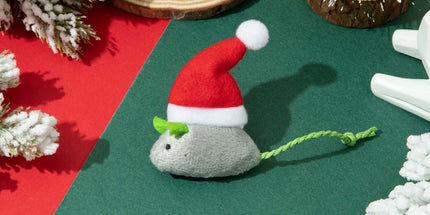 Catnip Toys Interactive Toy Christmas Hat Costume Plush Mouse Shaped Cat Toys for Cat Kitten Indoor A