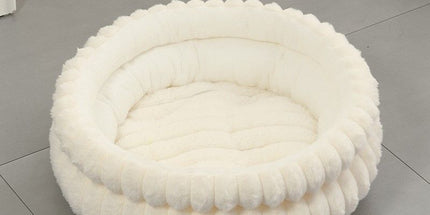 Large Removable Faux Rabbit Fur Round Pet Bed, Thick Cushion Moisture-Proof All Season Pet Rest Bed, Cream White, Size 2XL, 35.43x35.43x7.87in