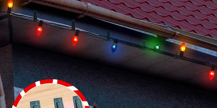 Christmas Light Hanger Clips Fascia Board Light Clips Plastic Holiday Deck Banister Hanger for Christmas Fascia Board Roof Gutter Fence Eave Decoration, Green (30 PCS, 1 5/8")