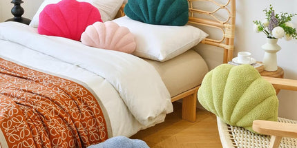 Ivory Seashell Throw Pillows, Shell Shaped Throw Pillows, 13 Inch Soft Home Decorative Pillow Plush Cushion for Bed Couch Living Sofa Room Decor Accent Throw Pillow