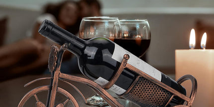 Desk wine rack - Bicycle-shaped wine rack for one bottle - Freestanding table wine rack and bottle holder - Wine gifts, home and bar decorations, and crafts