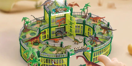 DIY Jurassic Theme Park Building Set for Kids, Creative Dinosaur Arena Toy with Realistic Dinosaurs and Palm Trees, Educational Playset for Ages 3+ to Build and Explore (137PCS, Green)