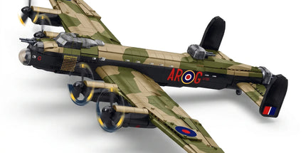 Sluban Model Kit 1:44 Lancaster Bomber G For George Plane WWII RAAF Air Force Military Building Blocks DIY Set Toy Sluban B1609