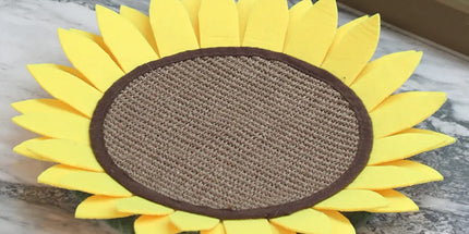 Sunflower Shaped Cat Scratcher Cat Tree Non-Shedding Durable Cardboard Material