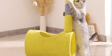Yellow Chicken-Theme Cat Tree with Tunnel - Multi-Functional Cat Scratching Post and Playhouse