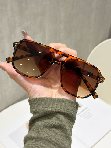 4 Pairs Y2K Style Aviator Sunglasses Set for Men and Women - UV400 Protection, PC Frame Fashion Driving Glasses Lightweight Retro Eyewear Style 2