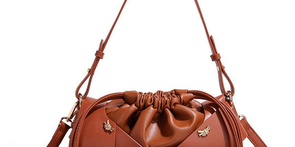 Handwoven PU Leather Drawstring Shoulder Crossbody Bag, Large Capacity Stylish Commuter Handbag with Structured Shape & Alloy Deco, Brown 29x10x15.5cm