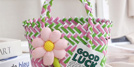 Handwoven Fresh PP Tote Bag with Upright Square Structure & Flower Deco, Durable Mini Spring Picnic Basket and Favour Handbag 16x16x9cm, Green Pink Contrastion
