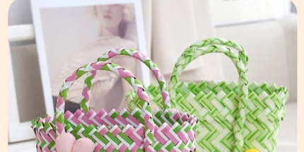 Handwoven Fresh PP Tote Bag with Upright Square Structure, Durable Mini Spring Picnic Basket and Favour Handbag 16x16x9cm, Green White Contrastion