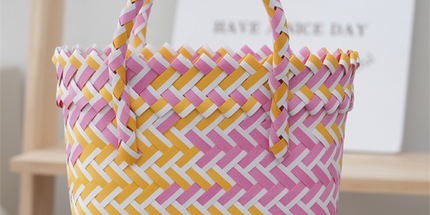 Handwoven Fresh PP Tote Bag with Upright Square Structure & Flower Deco, Durable Mini Spring Picnic Basket and Favour Handbag 16x16x9cm, Pink Yellow Contrastion